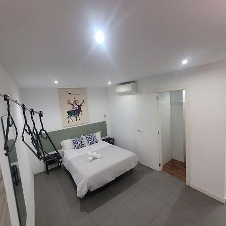 Ayz Frailes - Auto Check-In Property (Adults Only) มาลากา ภายนอก รูปภาพ