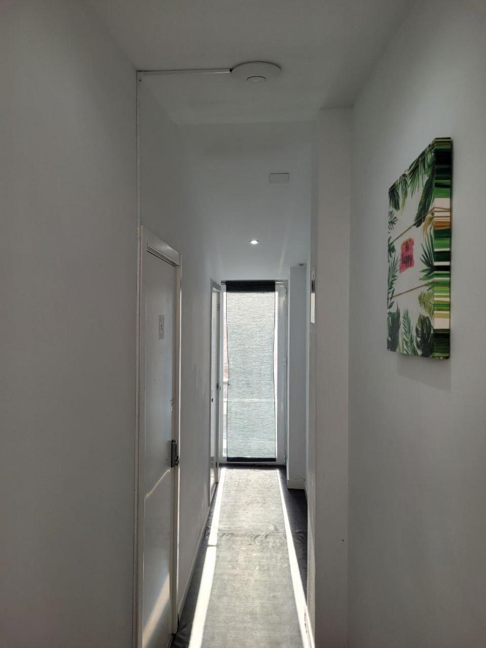 Ayz Frailes - Auto Check-In Property (Adults Only) มาลากา ภายนอก รูปภาพ